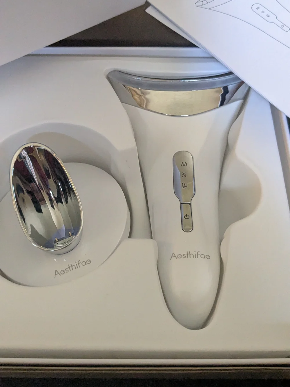 Red Light Therapy for Face and Neck